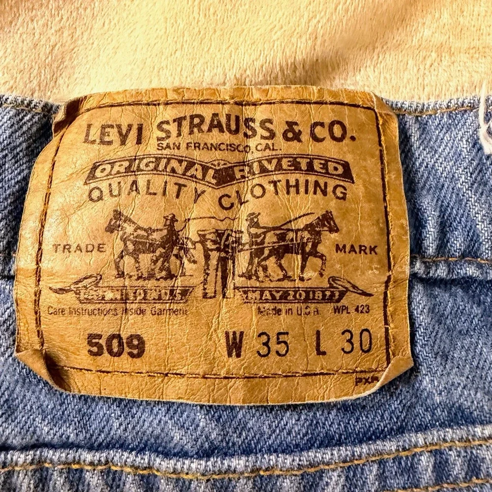 Levi's 509 Jeans Men's 35x30 Made in USA Vintage 90s Stonewash Denim Tapered